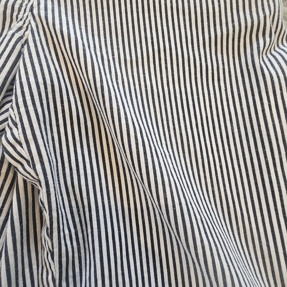 Jones New York Sport Stretch Black White Striped Shorts With Pockets 8 - Picture 3 of 13